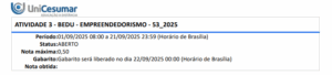 Resposta Completa da Ae3 Empreendedorismo 1ª QUESTÃO Reconhecer limitações e buscar ajuda especializada é uma das grandes virtudes que um empreendedor deve ter. Ninguém sabe de tudo e nem precisa ser assim, é importante recorrer a pessoas especializadas que podem dar esse suporte para que o empreendimento possa ser competitivo. É com esse tipo de pensamento que indivíduos procuram as incubadoras e as aceleradoras para que possam aproveitar oportunidades de crescimento. Elaboradora pelo professor, 2022. Considerando que a otimização da gestão de negócios depende do entendimento do papel, das vantagens e das características de cada uma, avalie as afirmações abaixo. I. As duas organizações são responsáveis por fornecer dinheiro para a empresa e o que diferencia é a taxa ea forma de contrapartida oferecida pela entidade. II. Uma incubadora é responsável por ajudar no estímulo da inovação dando suporte e assessoria para queos projetos da empresa possam ser implementados no mercado por meio de subsídios distintos. III. A proposta da aceleradora é proporcionar, em pouco tempo, todo o conhecimento do mercado necessário para que as empresas comecem a ter retorno do investimento, alavancando a proposta de negócio. É correto o que se afirma em: ALTERNATIVAS A) II, apenas. B) I e II, apenas. C) I e III, apenas. D) II e III, apenas. E) I, II e III. Resposta correta: letra D. Comentário: Incubadoras mentoram/abrigam e aceleradoras aceleram com programas intensivos; nem sempre envolvem aporte financeiro (I é falsa). ________________________________________ 2ª QUESTÃO O gerente da empresa SpaceY, que sempre executa muito bem as atividades que são de sua responsabilidade, não pode ser considerado um empreendedor. Porém, quando contribui para o crescimento da organização, propondo novas ideias e projetos internos, ele poderá se tornar uma espécie de empreendedor que os especialistas chamam de intraempreendedor. MIYATAKE, Anderson Katsumi; MAZZEI, Bianca Burdini; PARDO, Paulo. Empreendedorismo. Maringá - PR.: UniCesumar, 2020. Considerando as informações acima, avalie as asserções a seguir e a relação proposta entre elas. I. O indivíduo empreendedor é sempre o idealista e criativo, por sua vez, o gerente realiza atividades maisracionais e se reporta aos superiores dentro da organização, visto que trabalha numa empresa prestando serviços. PORQUE II. Nem todos os gerentes e administradores são empreendedores, pois o gerente é responsável porgerenciar todos os recursos de produção da organização, buscando certa estabilidade. A respeito das asserções, assinale a alternativa correta. ALTERNATIVAS A) As asserções I e II são proposições falsas. B) A asserção I é uma proposição falsa, e a II é uma proposição verdadeira. C) A asserção I é uma proposição verdadeira, e a II é uma proposição falsa. D) As asserções I e II são proposições verdadeiras, e a II é uma justificativa correta da I. E) As asserções I e II são proposições verdadeiras, mas a II não é uma justificativa correta da I. Resposta correta: letra B. Comentário: Nem todo gerente é empreendedor (II verdadeira). Afirmar que o empreendedor é sempre idealista/que o gerente só é racional é generalização (I falsa). ________________________________________ 3ª QUESTÃO O Plano de Negócio quando bem utilizado pode proporcionar uma série de vantagens para a sua loja ou ponto de venda. A ferramenta permite identificar as tendências de mercado e possibilidades de serem implementadas no empreendimento. Também é possível analisar e avaliar processos internos que não estejam sendo eficientes em busca do aperfeiçoamento. Ou seja, é possível fazer uma análise do ambiente interno e externo que envolve o negócio e, a partir daí, criar objetivos norteadores e planos de ações para que cada setor da empresa possa alcançar os resultados desejados. Por conta dos aspectos tecnológicos promovendo rápidas mudanças no comportamento do consumidor é importante se manter antenado com as principais informações do mercado. Elaborado pelo professor, 2022. Considerando o texto, avalie as asserções a seguir e a relação proposta entre elas. I. Os aspectos tecnológicos nos dias atuais geram inúmeras mudanças no cenário de negócio sendo ummotivo para você elaborar o planejamento da sua empresa PORQUE II. Uma análise do ambiente é focada no ambiente interno do ponto de venda permitindo criar estratégiasassertivas. Acerca dessas asserções, assinale a opção correta. ALTERNATIVAS A) As asserções I e II são proposições falsas. B) A asserção I é uma proposição verdadeira, e a II é uma proposição falsa. C) A asserção I é uma proposição falsa, e a II é uma proposição verdadeira. D) As duas asserções são proposições verdadeiras, e a II é uma justificativa da I. E) As duas asserções são proposições verdadeiras, mas a II não é uma justificativa da I. Resposta correta: letra B. Comentário: Mudanças tecnológicas exigem planejamento (I verdadeira). Análise ambiental inclui externo e interno, não só interno (II falsa). ________________________________________ 4ª QUESTÃO Provavelmente um dos maiores desafios que os empreendedores enfrentam em suas carreiras profissionais seja o ato de tomar decisões, ou melhor, tomar decisões assertivas em relação aos rumos dos negócios. Mas não tem jeito: no mundo corporativo é preciso trabalhar muito bem a tomada de decisão e isso requer um alto grau de inteligência emocional para lidar com os desafios e problemas que surgem pelo caminho. Disponível em: https://blog.ambra.education/comportamento-empreendedor/. Acesso em: 20 janeiro de 2022. Diante do apresentado, analise corretamente quais são os fatores que causam a mortalidade de uma empresa. I. Comportamento empreendedor inadequado. II. Gestão empresarial eficiente. III. Falta de capacidade de pagamento. IV. Falta de conhecimento do mercado. É correto o que se afirma em: ALTERNATIVAS A) I e III, apenas. B) I e IV, apenas. C) I, III e IV, apenas. D) II, III e IV, apenas. E) I, II, III e IV. Resposta correta: letra C. Comentário: Comportamento inadequado, desconhecer o mercado e incapacidade de pagamento aumentam mortalidade; gestão eficiente reduz (não causa). ________________________________________ 5ª QUESTÃO A importância do Business Model Canvas reside na sua capacidade de fornecer uma visão holística e sistêmica do modelo de negócios, permitindo que empreendedores e equipes avaliem de concisamente como todos os elementos do negócio se relacionam e se sustentam mutuamente. Ao preencher cada bloco do Canvas, os empreendedores podem identificar áreas de oportunidade, desafios e possíveis pontos de melhoria, além de comunicar de maneira eficaz a essência do seu modelo de negócios para stakeholders internos e externos. Assim, o Business Model Canvas se torna uma ferramenta essencial para a compreensão e aprimoramento contínuo do modelo de negócios, permitindo uma tomada de decisão mais informada e uma maior chance de sucesso empresarial. Disponível em: < https://inovacaosebraeminas.com.br/artigo/o-que-e-business-model-canvas-e-comoaplica-lo-no-seu-negocio >. Acessado em: 20 de abr. de 2024. De acordo com seus estudos e o seu material didático, analise as seguintes afirmações sobre a estrutura do Business Model Canvas. I. Segmentos de clientes: refere-se aos diferentes grupos de pessoas ou organizações que uma empresapretende alcançar e servir. II. Os recursos-chave no Business Model Canvas referem-se apenas aos ativos físicos, como equipamentos einstalações, excluindo os recursos intangíveis, como conhecimento e propriedade intelectual. III. Parcerias principais: incluem as alianças estratégicas ou acordos com outras empresas que ajudam aempresa a se destacar no mercado ou a acessar recursos importantes. IV. Atividades-chave: são as ações fundamentais que uma empresa deve realizar para que seu modelo denegócios funcione. É correto o que se afirma em: ALTERNATIVAS A) I e II, apenas. B) II e III, apenas. C) I, II e III apenas. D) I, III e IV apenas. E) I, II, III e IV. Resposta correta: letra D. Comentário: Recursos-chave incluem tangíveis e intangíveis (II é falsa). I, III e IV definem corretamente os blocos do BMC. ________________________________________ 6ª QUESTÃO Empreender não significa apenas abrir um negócio ou uma empresa. Uma pessoa também pode empreender dentro de uma empresa que já existe, é o chamado empreendedor corporativo ou intraempreendedor. É o indivíduo que não é o proprietário do negócio, mas aquele que contribui para o crescimento do negócio com ideias e atitudes. Com base nas informações apresentadas, avalie as asserções a seguir e a relação proposta entre elas: I. Um intraempreendedor é a pessoa que encontra oportunidades de empreender e inovar dentro daempresa em que trabalha. Com o apoio dos gestores da empresa, essa pessoa pode criar novos modos de trabalho, novos processos e produtos ou serviços. PORQUE II. A ideia é que os colaboradores tenham liberdade para inovar e experimentar, e que ajam como se aempresa fosse deles, de maneira proativa, criativa e inovadora. Isto é, como empreendedores. Assinale a alternativa correta: ALTERNATIVAS A) As asserções I e II são proposições verdadeiras, e a II é uma justificativa correta da I. B) As asserções I e II são proposições verdadeiras, mas a II não é uma justificativa correta da I. C) A asserção I é uma proposição verdadeira, e a II é uma proposição falsa. D) A asserção I é uma proposição falsa, e a II é uma proposição verdadeira. E) As asserções I e II são proposições falsas. Resposta correta: letra A. Comentário: I define o intraempreendedor; II descreve a cultura e a liberdade que viabilizam esse comportamento. ________________________________________ 7ª QUESTÃO O Business Model Canvas (BMC) surgiu como uma ferramenta ágil para estruturar modelos de negócios inovadores, especialmente em contextos de incerteza e mudanças aceleradas. Diferentemente do plano de negócios tradicional, o BMC permite uma visualização integrada de nove componentes essenciais: proposta de valor, segmentos de clientes, canais, relacionamento com clientes, fontes de receita, recursos principais, atividades-chave, parcerias e estrutura de custos. Fonte: MIYATAKE, A. K.; MAZZEI, B. B.; PARDO, P. Empreendedorismo. Maringá: UniCesumar, 2020. Uma startup de educação digital está reformulando seu modelo de negócios usando o BMC. Considerando os princípios da ferramenta e os conteúdos estudados, assinale a alternativa correta: ALTERNATIVAS A) A "proposta de valor" deve articular como a startup resolve problemas específicos de seus segmentos de clientes, como acesso a cursos de TI com certificação reconhecida pelo mercado. B) O componente "canais" limita-se à plataforma on-line, ignorando parcerias com universidades ou redes sociais para ampliar o alcance. C) "Fontes de receita" em educação digital devem restringir-se à venda direta de cursos, excluindo modelos como assinaturas ou licenciamento de conteúdo. D) "Atividades-chave" para essa startup incluiriam apenas a produção de aulas, sem considerar suporte técnico ou atualização curricular constante. E) O BMC é uma ferramenta estática, incapaz de incorporar mudanças como a demanda por microcertificações em TI. Resposta correta: letra A. Comentário: Proposta de valor = problema + solução para segmentos. B, C, D e E restringem indevidamente o BMC. ________________________________________ 8ª QUESTÃO Nos dias atuais, percebe-se um aumento na utilização do celular para a realização de compras diversas. Sejam os livros, perfumes, roupas, comida, remédios, produtos da linha branca, entre outros, todos estão à disposição na telinha. Porém, há menos de 5 anos, o ato de escolher e efetivar uma compra de maneira online e utilizando um smartphone, era uma opção menos provável dos consumidores. Este fato ilustra bem os aspectos do ambiente que podem gerar uma oportunidade de se empreender. Sendo assim, pode-se considerar quatro mudanças capazes de influenciar as oportunidades: regulamentar, tecnológica, econômica e social. Quando há uma combinação de duas ou mais mudanças, surge um cenário mais propício para oportunidades empreendedoras, e assim, alguns indivíduos conseguem perceber e transformar ideias em oportunidades. Elaborado pelo professor, 2021. Considerando o texto acima, avalie as asserções a seguir e a relação proposta entre elas: I. Uma oportunidade empreendedora ocorre quando há condições do ambiente que favorecemdeterminadas ideias de serem transformadas em oportunidades. PORQUE II. O exemplo dado, sobre a utilização do celular para a realização de compras, pode ser considerado comoum efeito de uma mudança tecnológica e também social. A respeito dessas asserções, assinale a opção correta. ALTERNATIVAS A) As asserções I e II são proposições verdadeiras e a II é uma justificativa correta da I. B) As asserções I e II são proposições verdadeiras, mas a II não é uma justificativa correta da I. C) A asserção I é uma proposição verdadeira e a II é uma proposição falsa. D) A asserção I é uma proposição falsa e a II é uma proposição verdadeira. E) As asserções I e II são proposições falsas. Resposta correta: letra A. Comentário: Mudanças tecnológicas + sociais criam o contexto ambiental que justifica a formação de oportunidades (I). ________________________________________ 9ª QUESTÃO O processo empreendedor, conforme o modelo de Baron e Shane (2010), é dinâmico e não linear, compreendendo seis etapas inter-relacionadas: (1) identificação de oportunidades, (2) decisão de prosseguir, (3) obtenção de recursos, (4) lançamento do negócio, (5) construção do sucesso e (6) colheita de resultados. Esse processo é constantemente influenciado por três níveis de variáveis: Individuais, Grupo e Sociais. Fonte: MIYATAKE, A. K.; MAZZEI, B. B.; PARDO, P. Empreendedorismo. Maringá: UniCesumar, 2020. Uma equipe de desenvolvedores está analisando como lançar um aplicativo de educação financeira. Considerando o modelo de Baron e Shane e as variáveis que influenciam o processo empreendedor, assinale a alternativa correta: ALTERNATIVAS A) Startups de tecnologia estão imunes a variáveis grupais, pois dependem basicamente da inovação técnica. B) A "identificação de oportunidades" é um processo isolado, sem influência de fatores tecnológicos ou econômicos. C) Variáveis sociais, como mudanças na legislação de fintechs, impactam apenas a etapa final ("colheita de resultados"). D) O empreendedor deve ignorar variáveis individuais, como sua tolerância ao risco, para manter o foco exclusivo no mercado. E) A fase de "obtenção de recursos" exige adaptação contínua, pois as exigências dos investidores (variável grupal) podem diferir do planejamento inicial. Resposta correta: letra E. Comentário: Exigências de investidores/equipe (variáveis grupais) pedem adaptação na captação; as demais alternativas são reducionistas. ________________________________________ 10ª QUESTÃO Problemas e soluções fazem parte da vida de um empreendedor que continuamente precisa analisar a situação e tomar decisões rápidas que possam resolver problemas. O tempo de resposta de um empreendedor é influenciado, entre outros fatores, pelo modelo de negócio atual. Quando a estrutura adotada está adequada é possível reconhecer problemas e oportunidades e pensar de forma estratégica e inovadora. Dessa forma, é possível minimizar riscos e otimizar os recursos gerando ações empreendedoras. Elaborado pelo professor, 2021. Considerando as vantagens que podem ser obtidas a partir de um modelo de negócio, a seguir, analise as afirmações: I. É possível criar experiências que sejam adequadas à captação e retenção de clientes, aumentando apossibilidade de sucesso. II. O modelo de negócio deve ser definido em médias e grandes organizações que possuem altos volumesfinanceiros e de matéria-prima gerenciadas. III. Permite ter um tempo de resposta mais adequado por focar os esforços de pessoas e recursos paradecisões que estejam alinhadas aos interesses da empresa. É correto o que se afirma em: ALTERNATIVAS A) I, apenas. B) I e II, apenas. C) I e III, apenas. D) II e III, apenas. E) I, II e III. Resposta correta: letra C. Comentário: Bom modelo de negócio melhora CX/retensão (I) e agilidade decisória (III). Vale para qualquer porte (II é falsa).